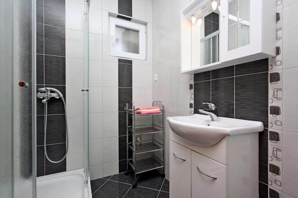 Apartmani Ruza Novalja Extérieur photo