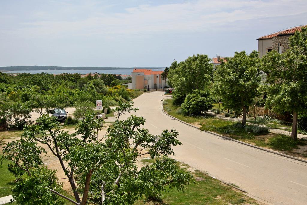 Apartmani Ruza Novalja Extérieur photo