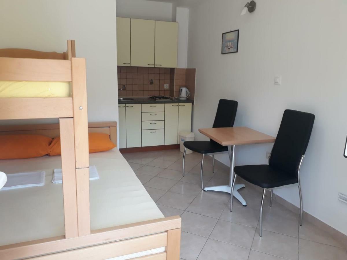 Apartmani Ruza Novalja Extérieur photo