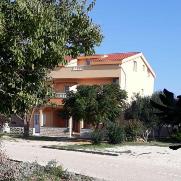 Apartmani Ruza Novalja Extérieur photo