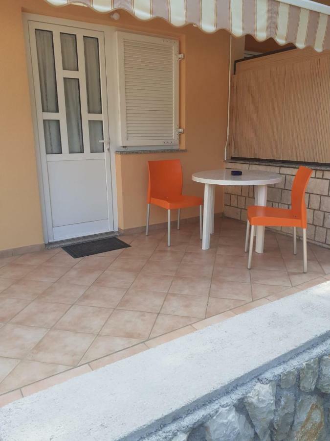 Apartmani Ruza Novalja Extérieur photo