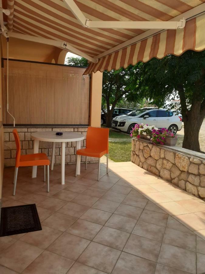 Apartmani Ruza Novalja Extérieur photo